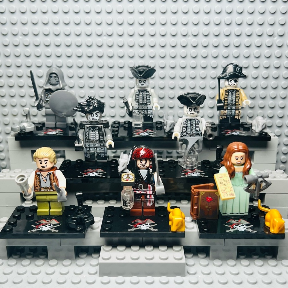 Pirates of the Caribbean: Dead Men Tell No Tales Custom Minifigures Lot of 8